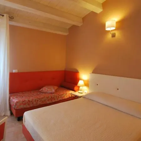Pantanelli Di Vendicari Πανσιόν 3*