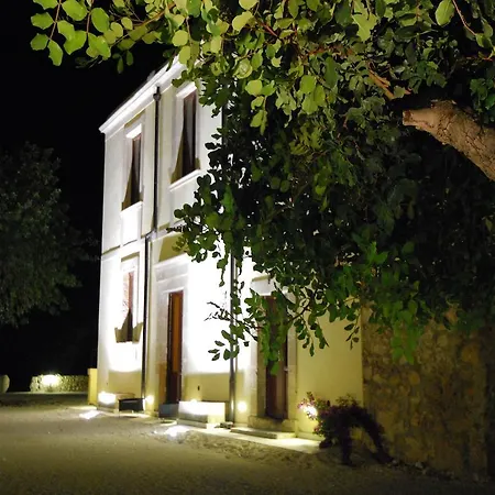Πανσιόν Pantanelli Di Vendicari 3*